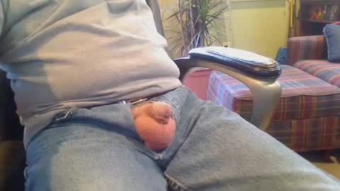 Snapshot of pulltoy1 chatting on 01-22-25, 05:38 pulltoy1 online show from 01-22-25, 05:38