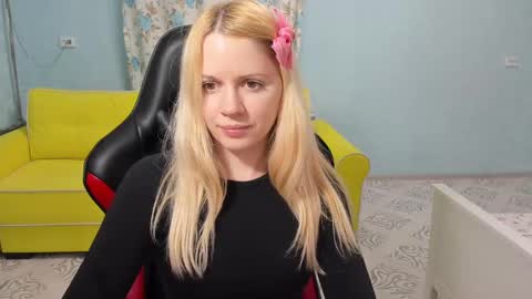 Victoria online show from 03-02-25, 12:43