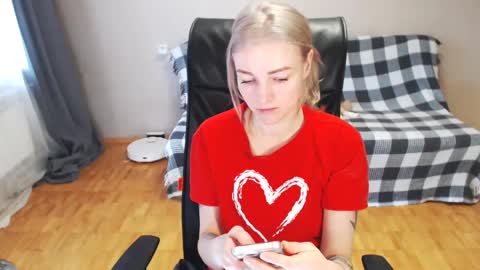 Polly online show from 02-17-25, 05:36