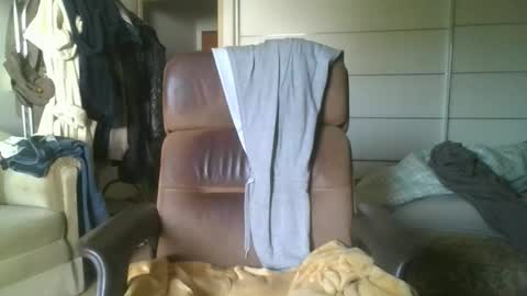 Snapshot of pumabravo chatting on 11-04-25, 10:58 pumabravo online show from 11-04-25, 10:58