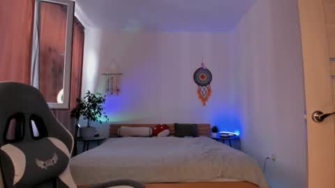 Alisa  lack of vitamin D  online show from 06-19-26, 06:40
