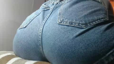 Snapshot of pummpummm chatting on 03-10-26, 12:10 pummpummm online show from 03-10-26, 12:10