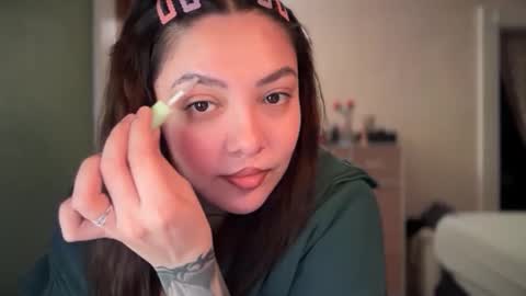 Snapshot of pumpkin_bunny chatting on 12-16-25, 08:47 Pumpkin bunny online show from 12-16-25, 08:47