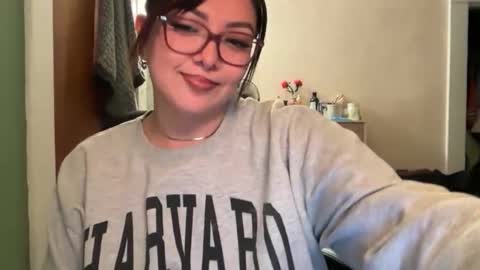 Snapshot of pumpkin_bunny chatting on 01-12-26, 05:56 Pumpkin bunny online show from 01-12-26, 05:56