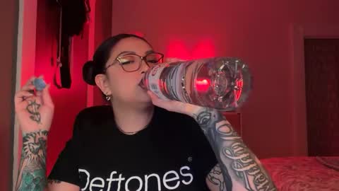 Snapshot of pumpkin_bunny chatting on 03-02-26, 02:47 Pumpkin bunny online show from 03-02-26, 02:47