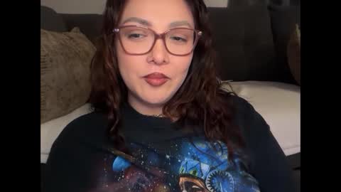 Snapshot of pumpkin_bunny chatting on 03-11-26, 02:06 Pumpkin bunny online show from 03-11-26, 02:06