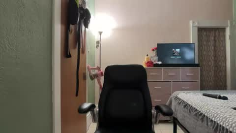 Snapshot of pumpkin_bunny chatting on 07-01-26, 12:23 Pumpkin bunny online show from 07-01-26, 12:23