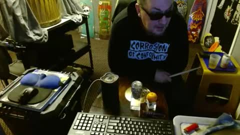 Snapshot of punkypapi chatting on 03-07-25, 08:13 Jojo online show from 03-07-25, 08:13