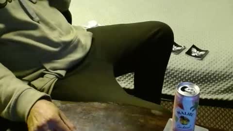 Snapshot of punkypapi chatting on 10-30-25, 05:31 Jojo online show from 10-30-25, 05:31