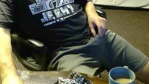 Snapshot of punkypapi chatting on 11-08-25, 11:36 Jojo online show from 11-08-25, 11:36