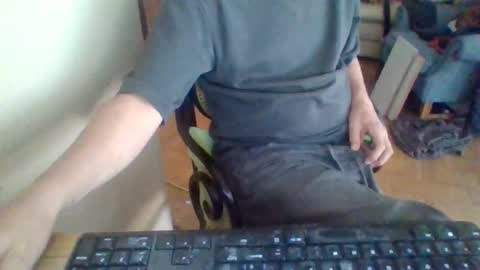 Snapshot of pup_y chatting on 09-25-25, 04:54 pup_y online show from 09-25-25, 04:54