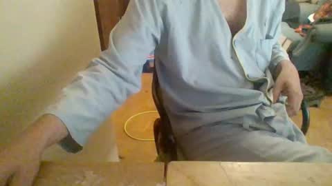 Snapshot of pup_y chatting on 09-27-25, 07:13 pup_y online show from 09-27-25, 07:13