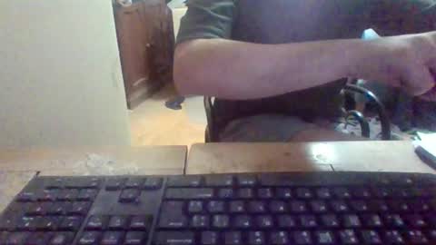 Snapshot of pup_y chatting on 10-06-25, 09:01 pup_y online show from 10-06-25, 09:01