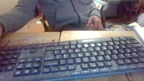 Snapshot of pup_y chatting on 10-13-25, 10:10 pup_y online show from 10-13-25, 10:10