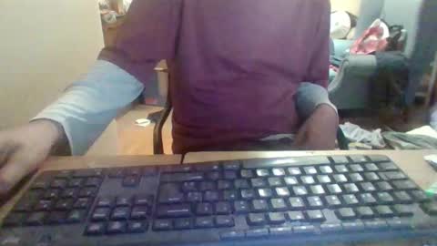 Snapshot of pup_y chatting on 10-20-25, 05:24 pup_y online show from 10-20-25, 05:24