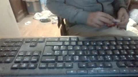 Snapshot of pup_y chatting on 10-28-25, 06:06 pup_y online show from 10-28-25, 06:06