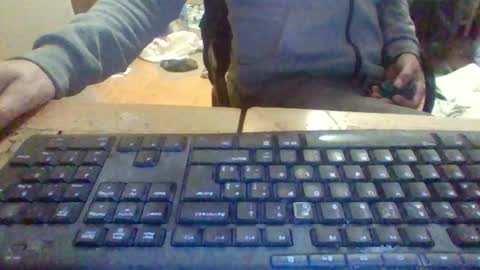 Snapshot of pup_y chatting on 10-28-25, 06:43 pup_y online show from 10-28-25, 06:43