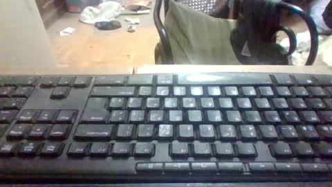 Snapshot of pup_y chatting on 11-05-25, 02:00 pup_y online show from 11-05-25, 02:00