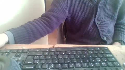 Snapshot of pup_y chatting on 11-22-25, 10:03 pup_y online show from 11-22-25, 10:03