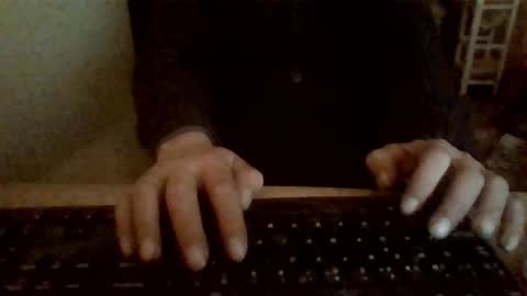 Snapshot of pup_y chatting on 11-22-25, 10:09 pup_y online show from 11-22-25, 10:09