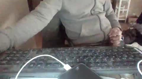 Snapshot of pup_y chatting on 12-23-25, 10:46 pup_y online show from 12-23-25, 10:46