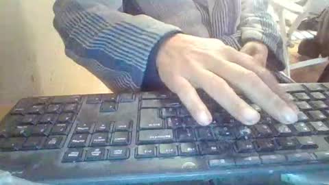 Snapshot of pup_y chatting on 02-01-26, 08:24 pup_y online show from 02-01-26, 08:24