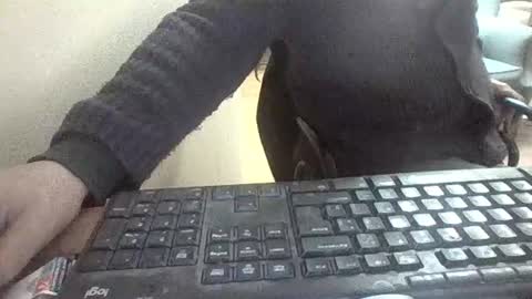 Snapshot of pup_y chatting on 02-12-26, 06:47 pup_y online show from 02-12-26, 06:47