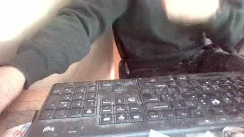 Snapshot of pup_y chatting on 02-18-26, 04:47 pup_y online show from 02-18-26, 04:47