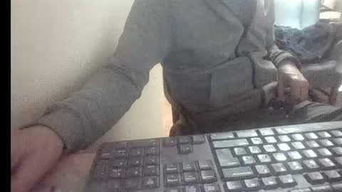 Snapshot of pup_y chatting on 02-28-26, 07:04 pup_y online show from 02-28-26, 07:04