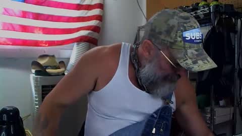 Deep Driller online show from 10-27-25, 04:11