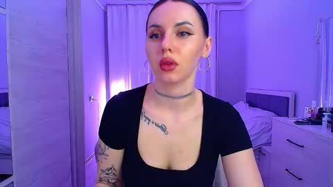 Snapshot of pure_temptation_j chatting on 02-21-26, 03:57 Julia online show from 02-21-26, 03:57