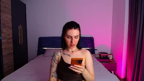 Snapshot of pure_temptation_j chatting on 04-04-26, 04:15 Julia online show from 04-04-26, 04:15