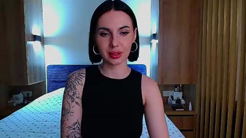 Snapshot of pure_temptation_j chatting on 07-21-26, 04:20 Julia online show from 07-21-26, 04:20