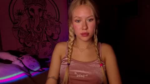 Megan online show from 02-18-26, 06:48