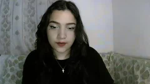 Snapshot of purple_23 chatting on 12-20-25, 07:48 Lizzy online show from 12-20-25, 07:48