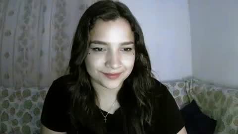 Snapshot of purple_23 chatting on 12-21-25, 07:26 Lizzy online show from 12-21-25, 07:26