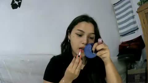 Snapshot of purple_23 chatting on 02-08-26, 12:52 Lizzy online show from 02-08-26, 12:52