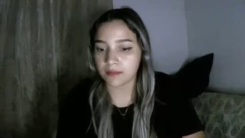 Snapshot of purple_23 chatting on 03-06-26, 06:10 Lizzy online show from 03-06-26, 06:10