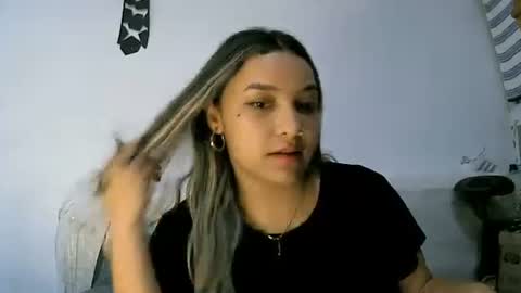 Snapshot of purple_23 chatting on 03-24-26, 10:26 Lizzy online show from 03-24-26, 10:26