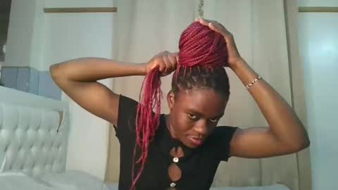 purple_honey1 online show from 04-02-26, 03:31