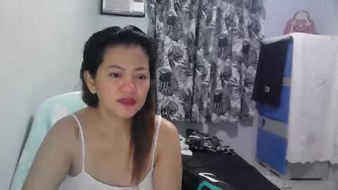 Snapshot of purpledust06 chatting on 12-01-25, 04:01 Athena online show from 12-01-25, 04:01