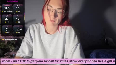 PurpleRainn69  Dina online show from 12-20-25, 08:38
