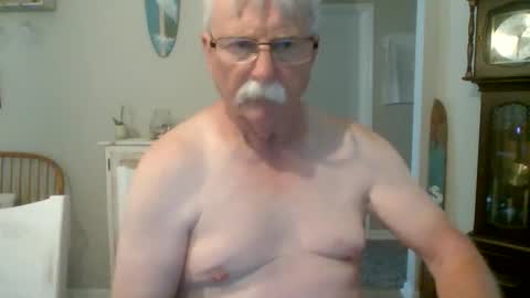 Snapshot of purpleshroom chatting on 03-20-26, 05:29 purpleshroom online show from 03-20-26, 05:29