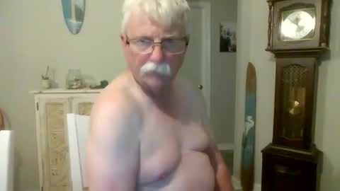 Snapshot of purpleshroom chatting on 03-31-26, 03:52 purpleshroom online show from 03-31-26, 03:52