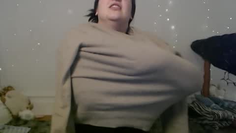 Snapshot of purplevanilla87 chatting on 02-14-25, 03:11 Purple online show from 02-14-25, 03:11