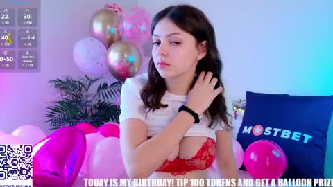 Snapshot of pusichka_ chatting on 12-16-24, 10:29 Diana    Onlyfans  online show from 12-16-24, 10:29