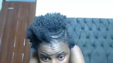 Snapshot of pussie_tightte chatting on 02-19-26, 10:28 pussie_tightte online show from 02-19-26, 10:28