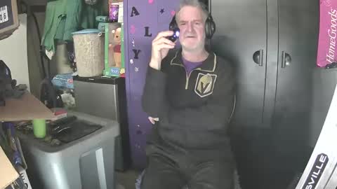 Mark online show from 12-20-24, 06:50