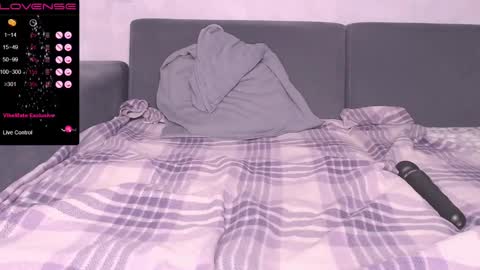 Snapshot of pussy_sladusy chatting on 01-26-25, 02:30 Nina online show from 01-26-25, 02:30