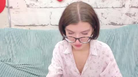Snapshot of pussykatt_girl chatting on 02-04-25, 07:40 pussykatt_girl online show from 02-04-25, 07:40